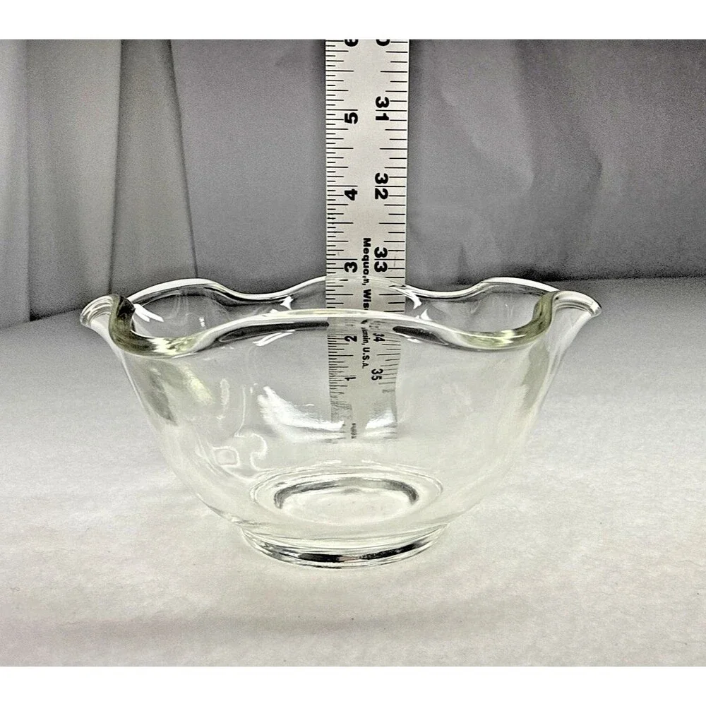 Clear Glass Ruffled Scalloped Candy Dish 5.5